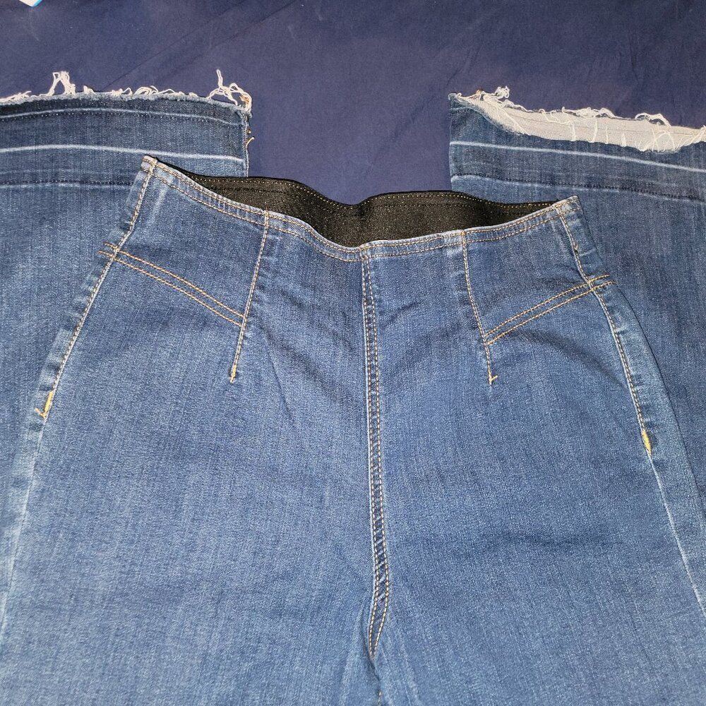 Knox Rose pull-on flare jeans